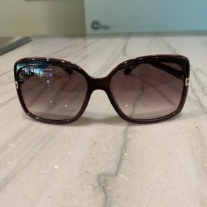 Gucci Oversize Sunglasses in Amethyst